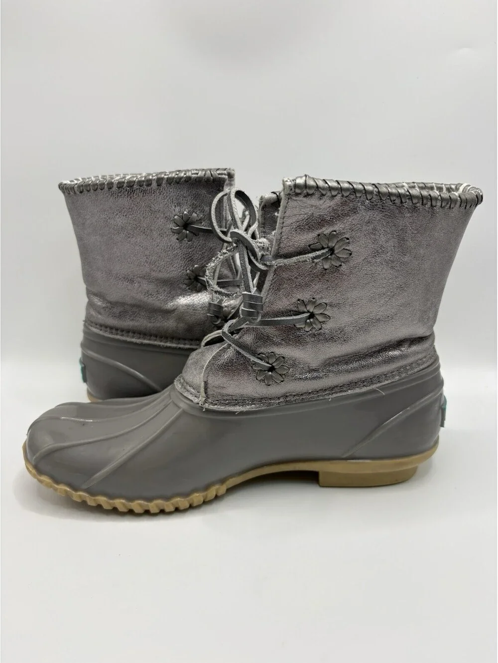 Jack Rogers Womens Hayley Duck Boot Size 8M Gray Silver Lace-Up Rubber Leather